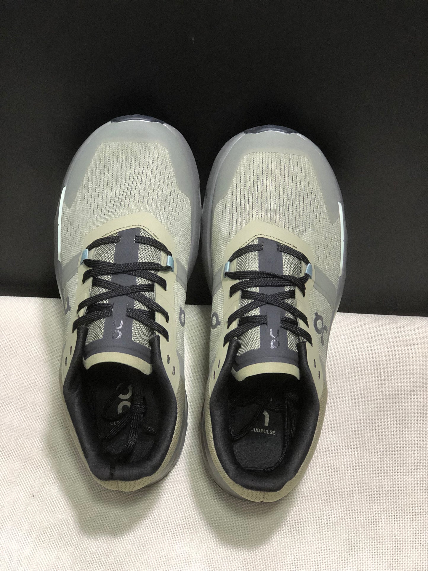 On Running Cloudpulse Comfortable Running Shoes Grove/Lime Green