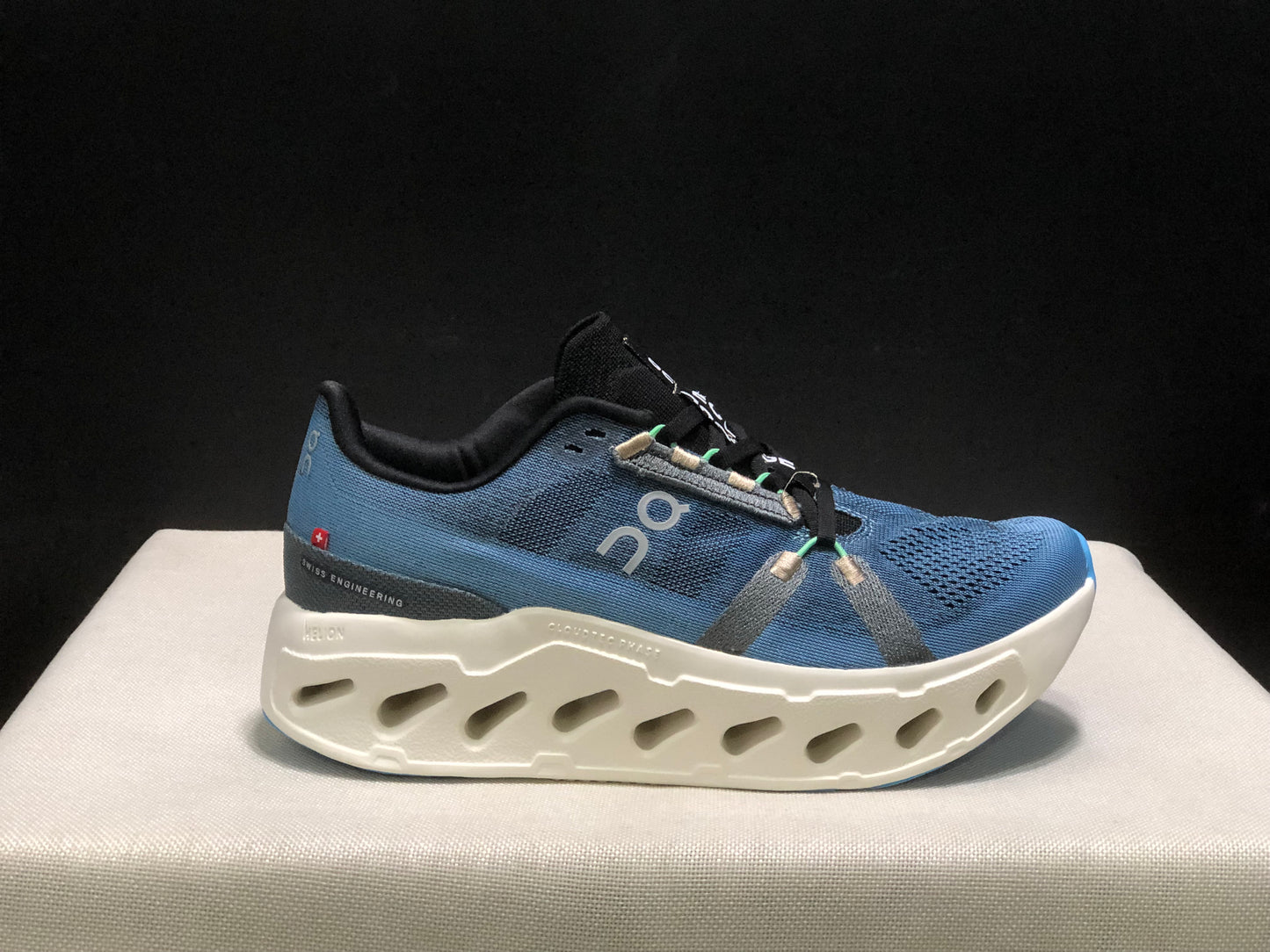 On Running Cloudeclipse Soft And Comfortable Running Shoes Blue/White