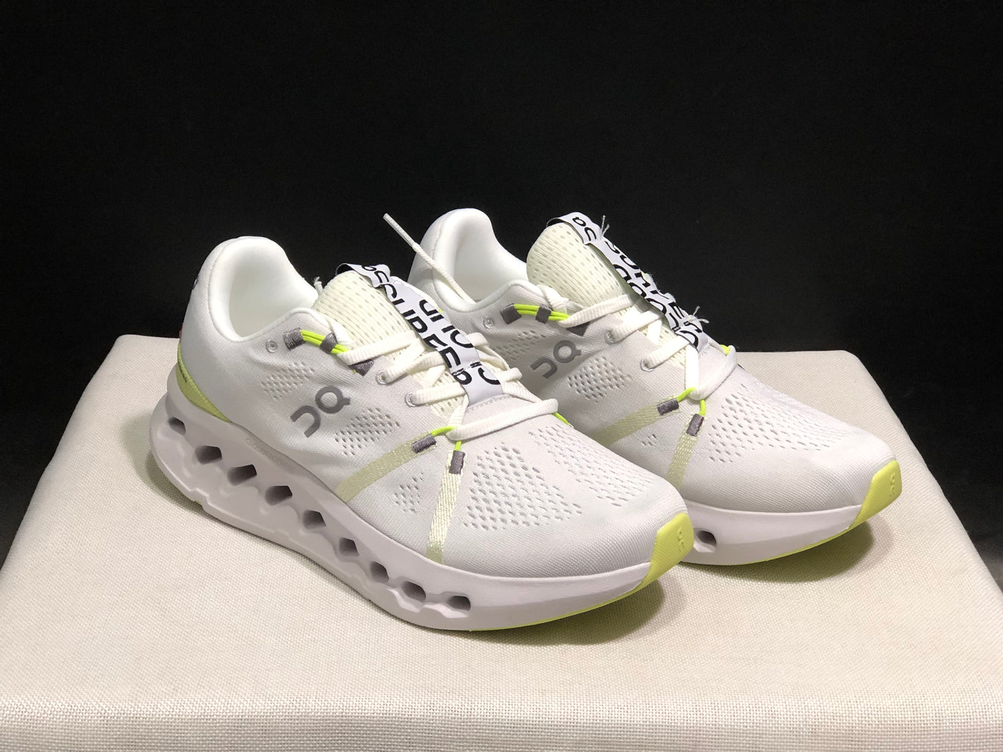 On Running Cloudsurfer Training Anti-Slip Running Shoes Ivory White