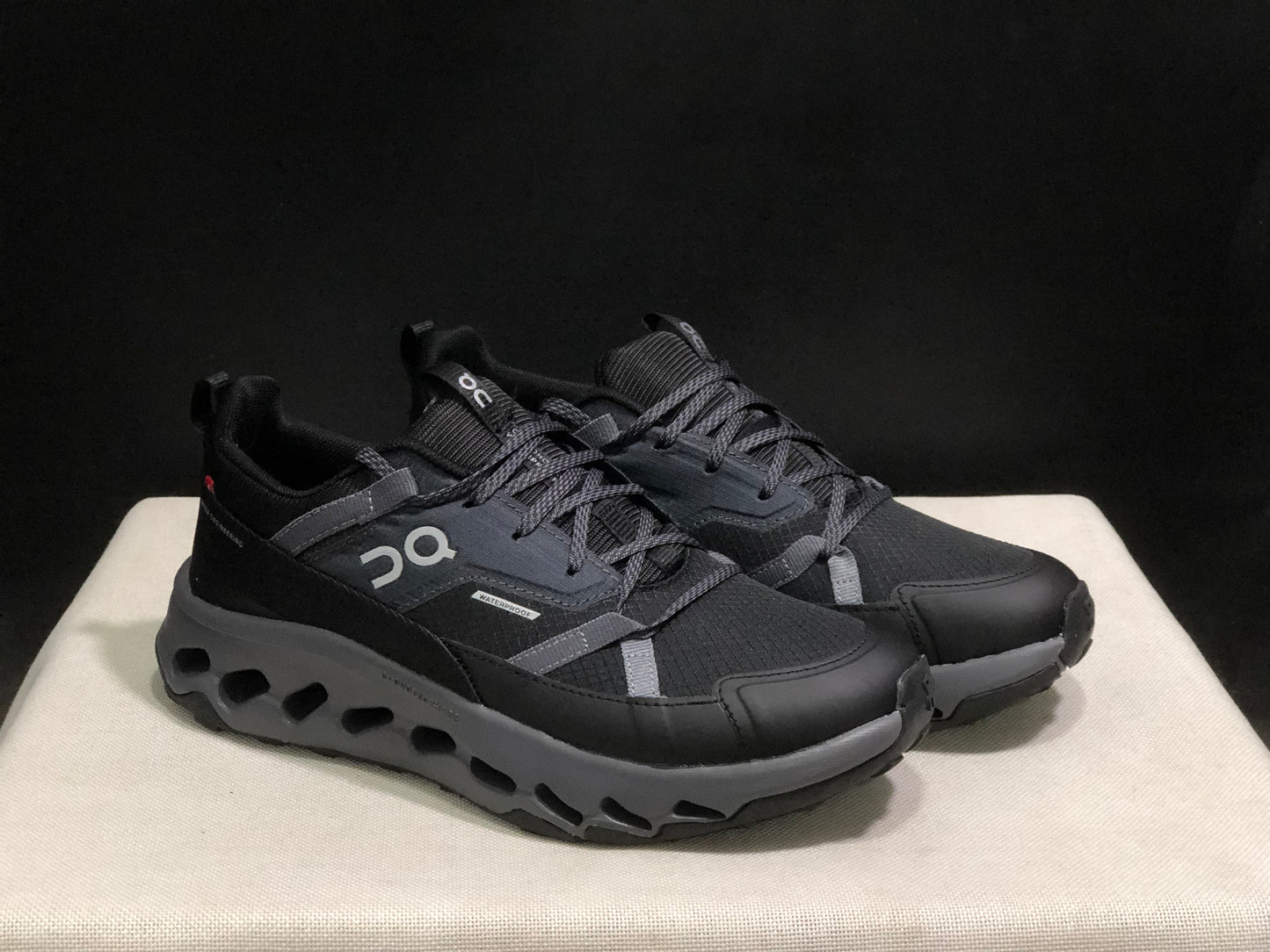 On Running Cloudhorizon Comfortable Hiking Shoes Black/Dark Grey