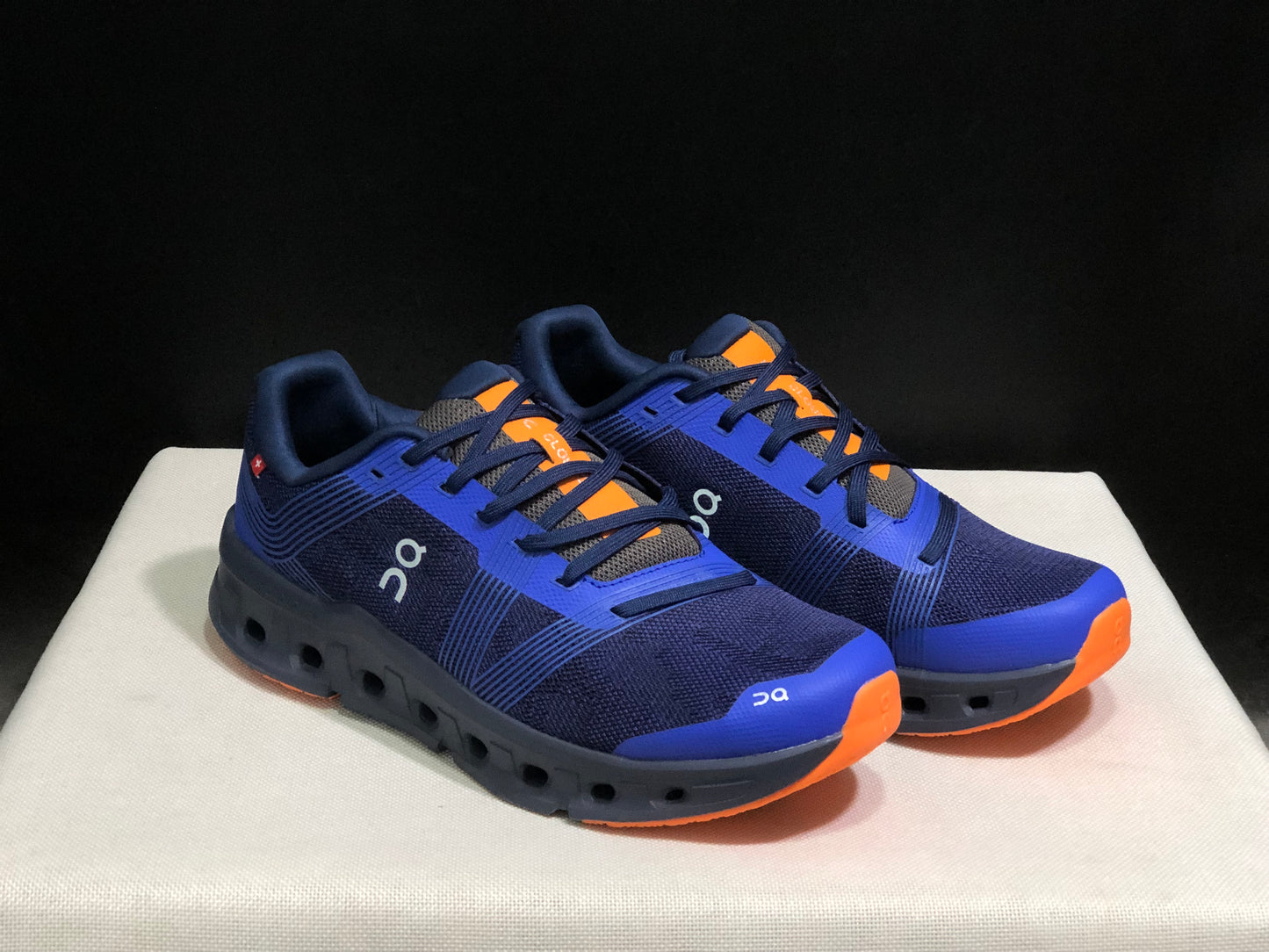 On Running Cloudgo Comfortable And Lightweight Running Shoes Black/Shaie