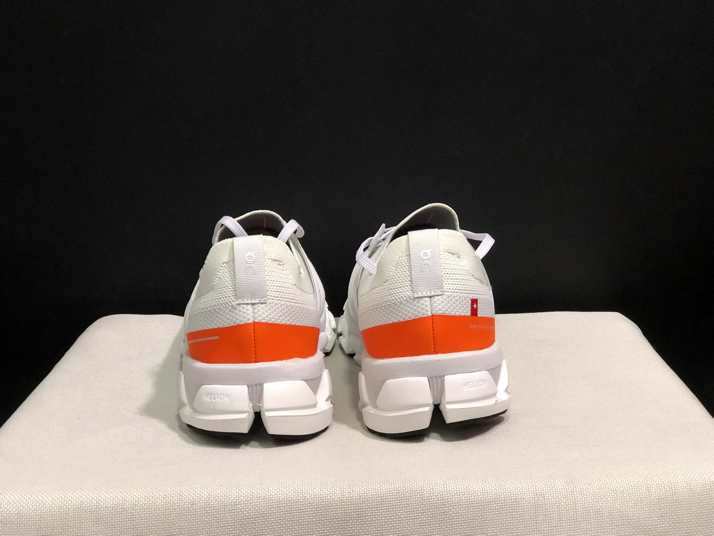 On Running Cloudswift 3 Trendy And Comfortable Running Shoes Ivory/Orange