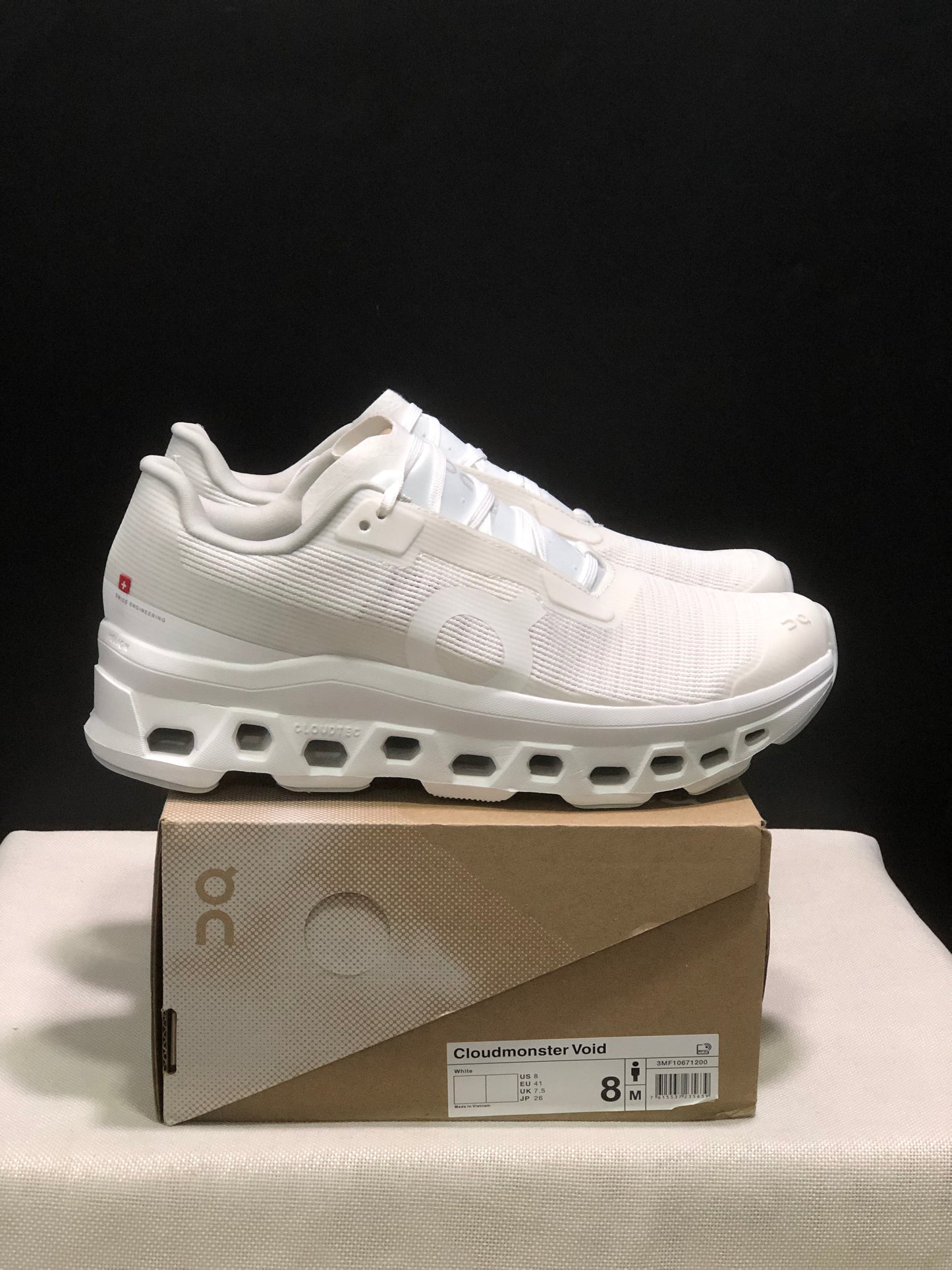 On Running Cloudmonster Void 1 M Casual Running Shoes White