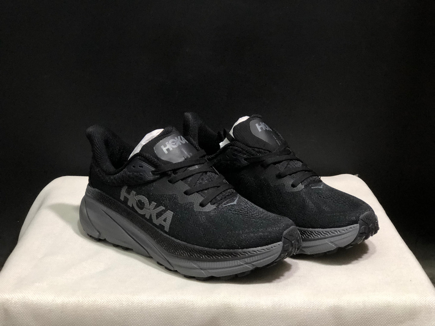 Hoka One One Challenger 7 Shock-absorbing Breathable Running Shoes Sneakers Black