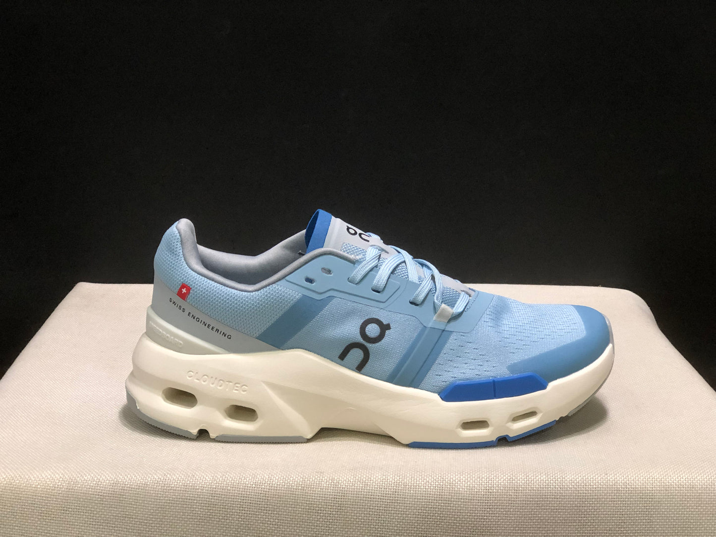 On Running Cloudpulse Comfortable Running Shoes Sky Blue/Ivory