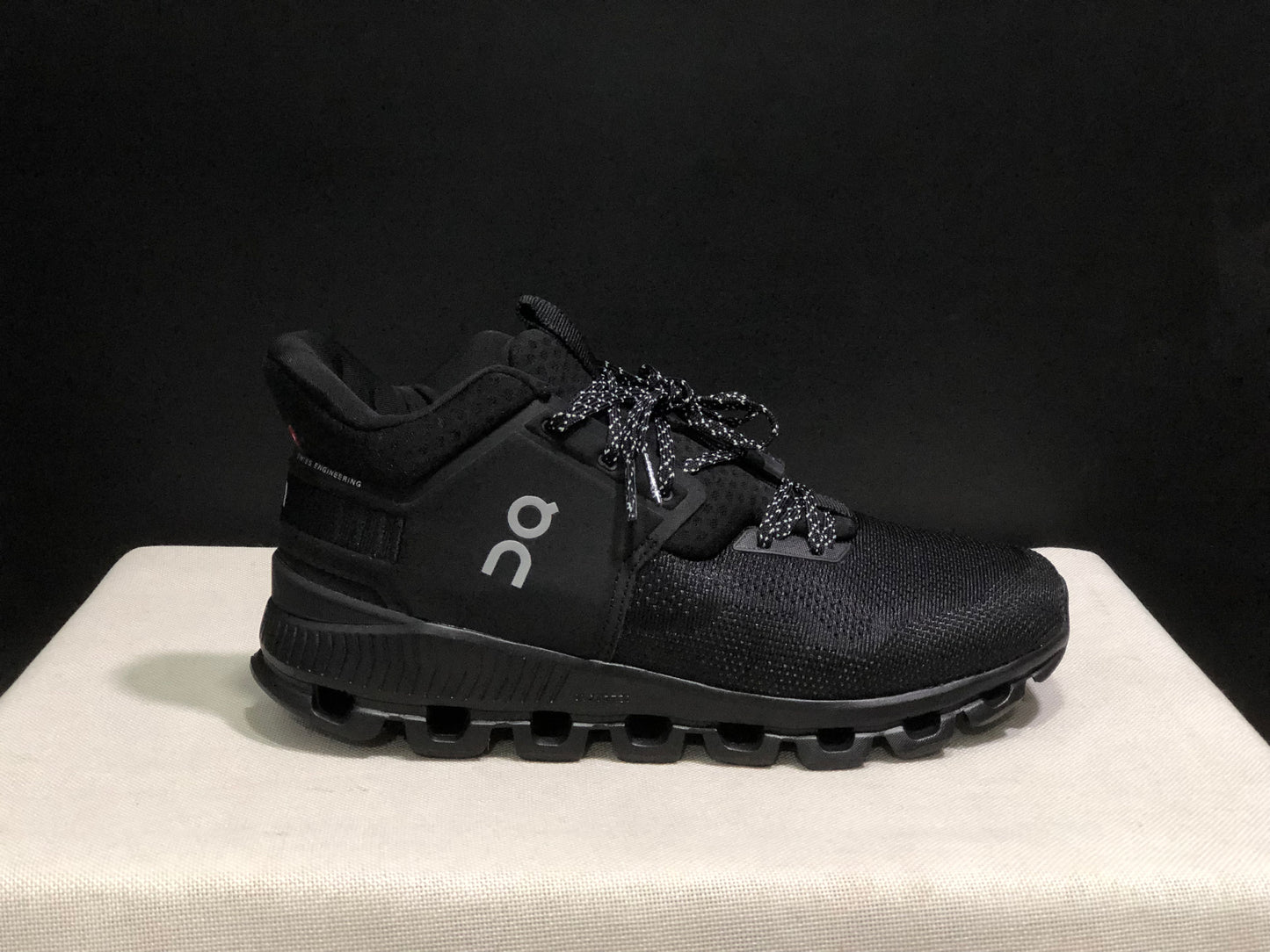 On Running Cloud Hi Edge Outdoor Training Running Shoes All Black