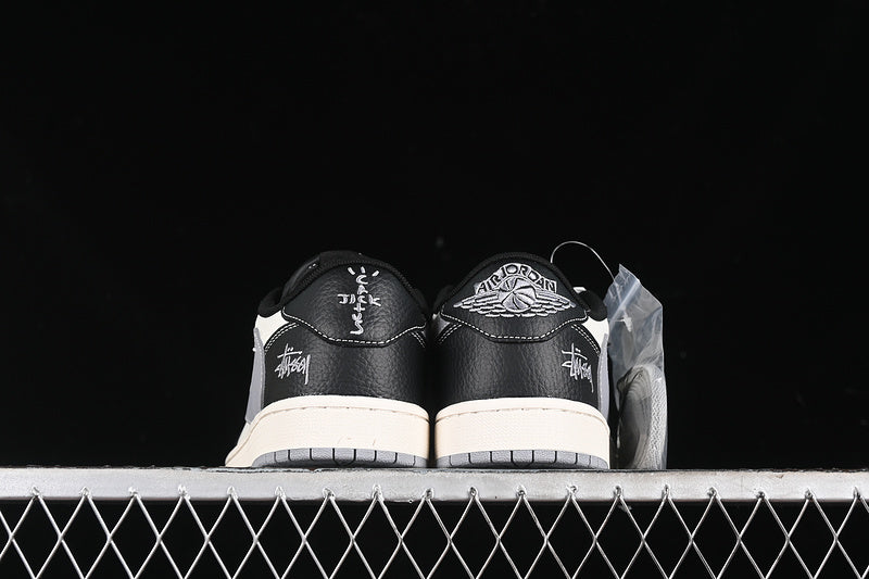 Travis Scott Fragment Design Nike Air Jordan 1 low OG SP Grey Sole Black White Sneakers