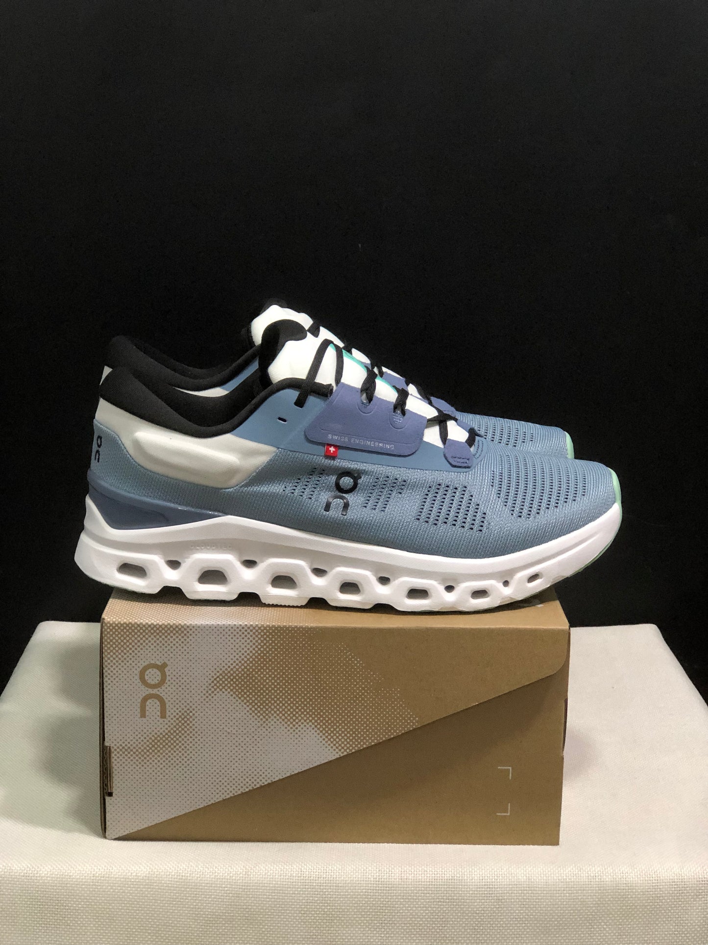 On Running Cloudstratus 3 Anti-Slip Running Shoes Haze Blue/White
