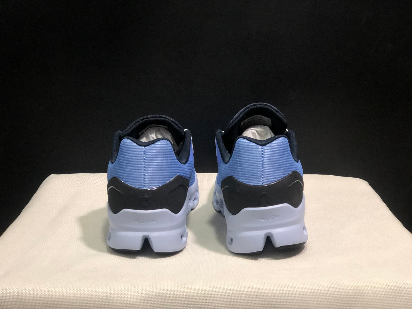 On Running Cloudstratus Breathable Support Blue Running Shoes