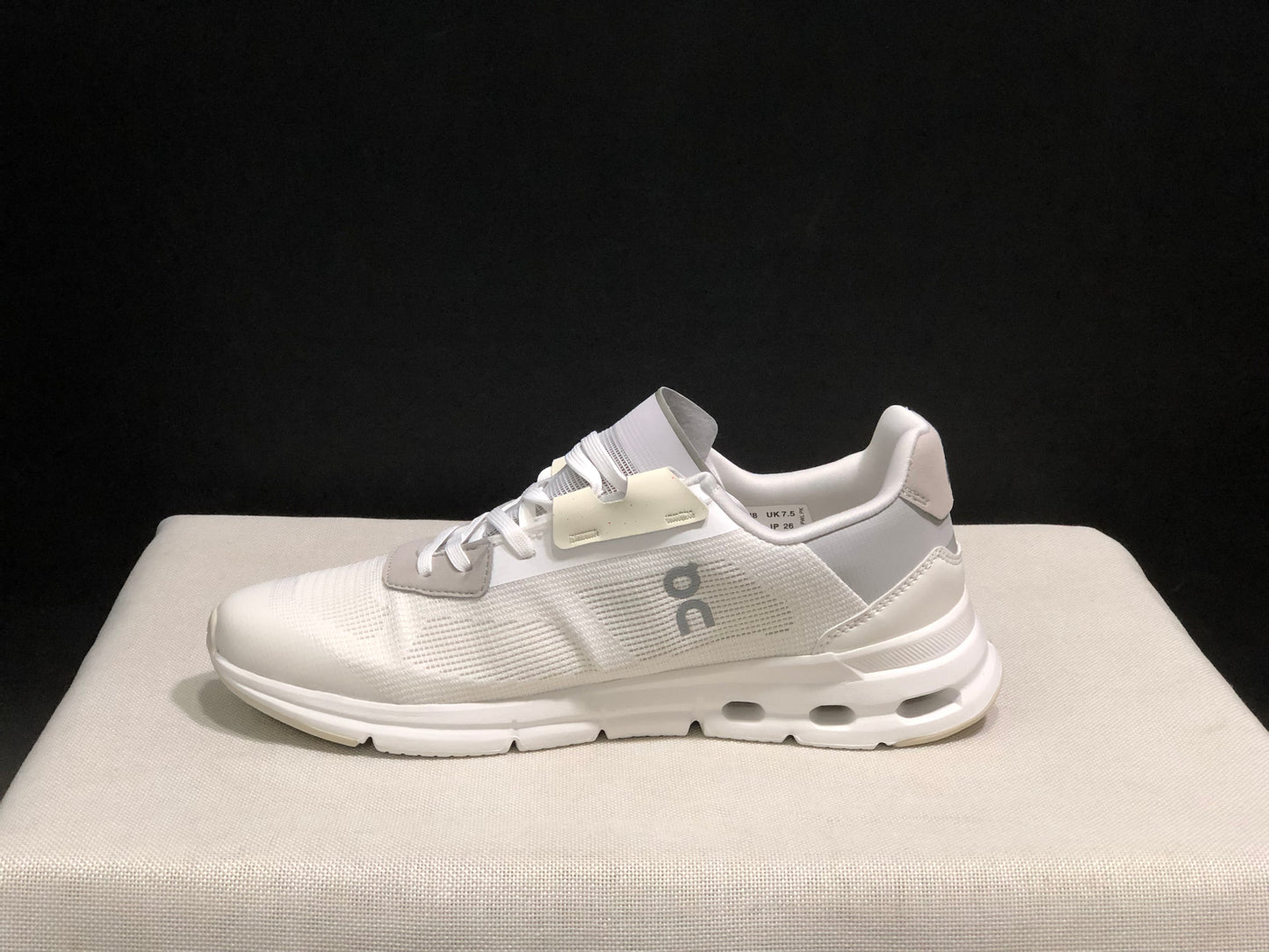 On Running Cloudrift Comfortable And Versatile Sports Casual Shoes Light Grey/Ivory White