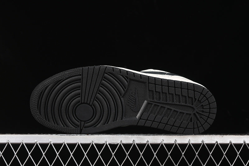 Nike Air Jordan 1 Louis Vuitton Black White Sneakers