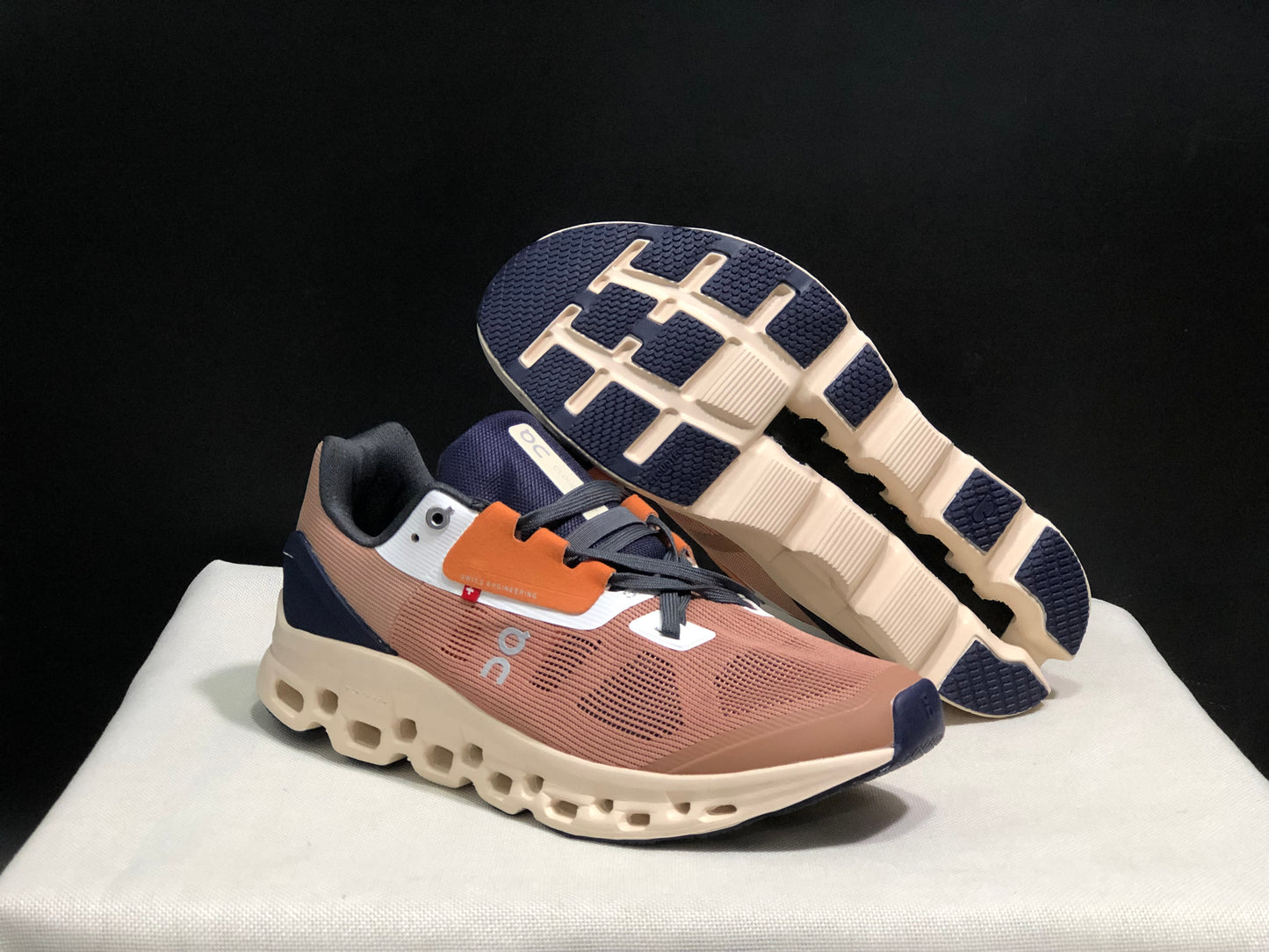 On Running Cloudstratus Breathable Support Running Shoes Reddish Brown
