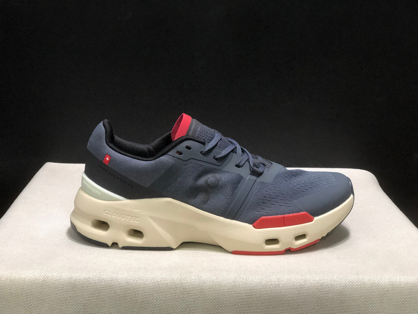 On Running Cloudpulse Comfortable Running Shoes Dark Grey/Red