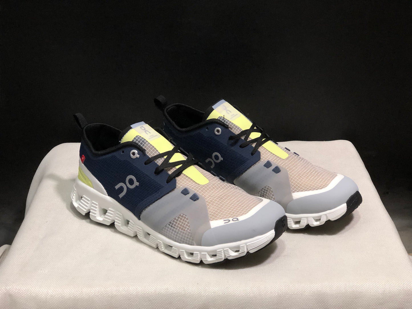 On Running Cloud X Shift Breathable And Shock-Absorbing Lightweight Running Shoes Navy/Light Grey