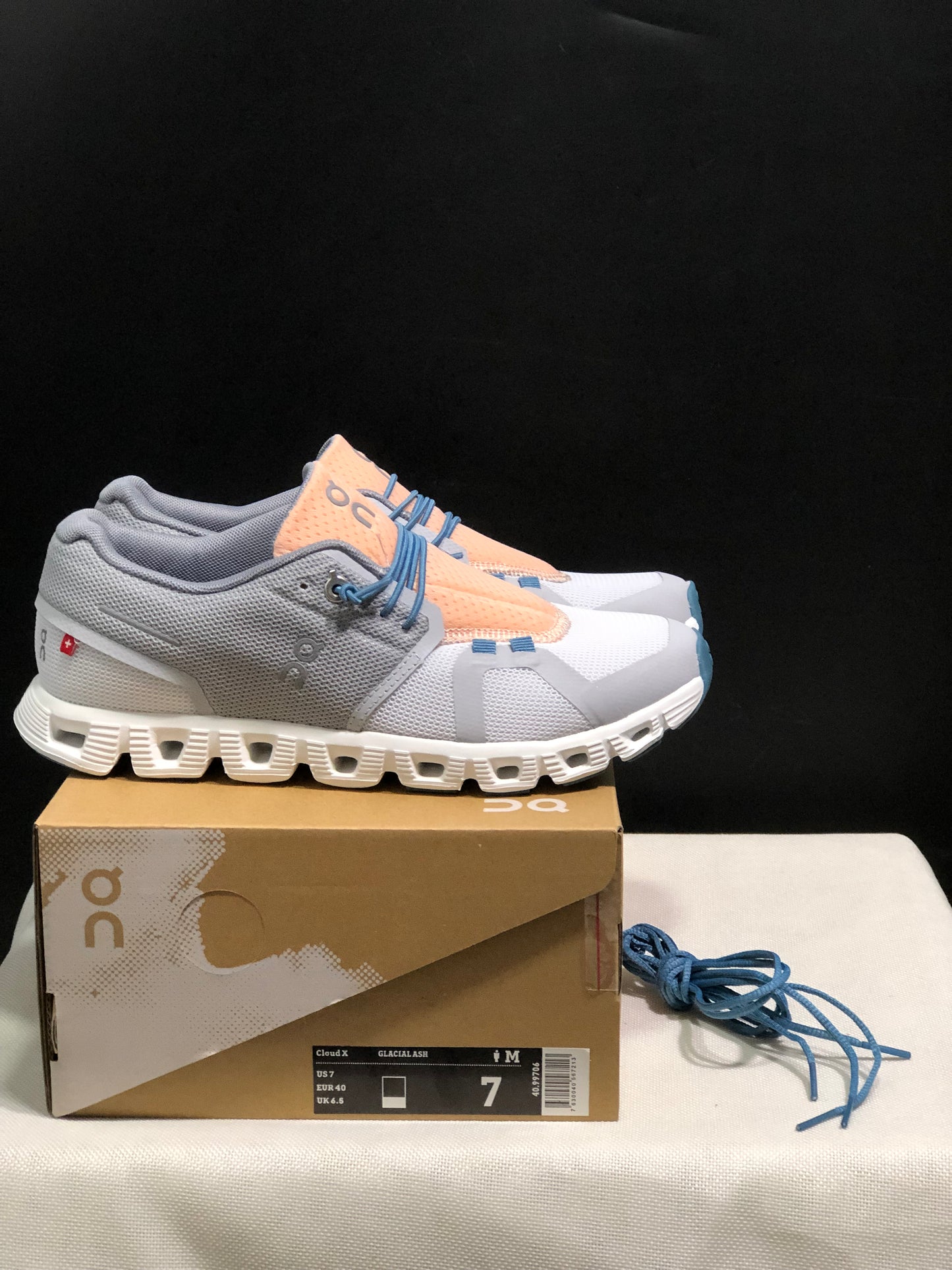 On Running Cloud 5 Lightweight Running Shoes Clacial Grey/Light Orange