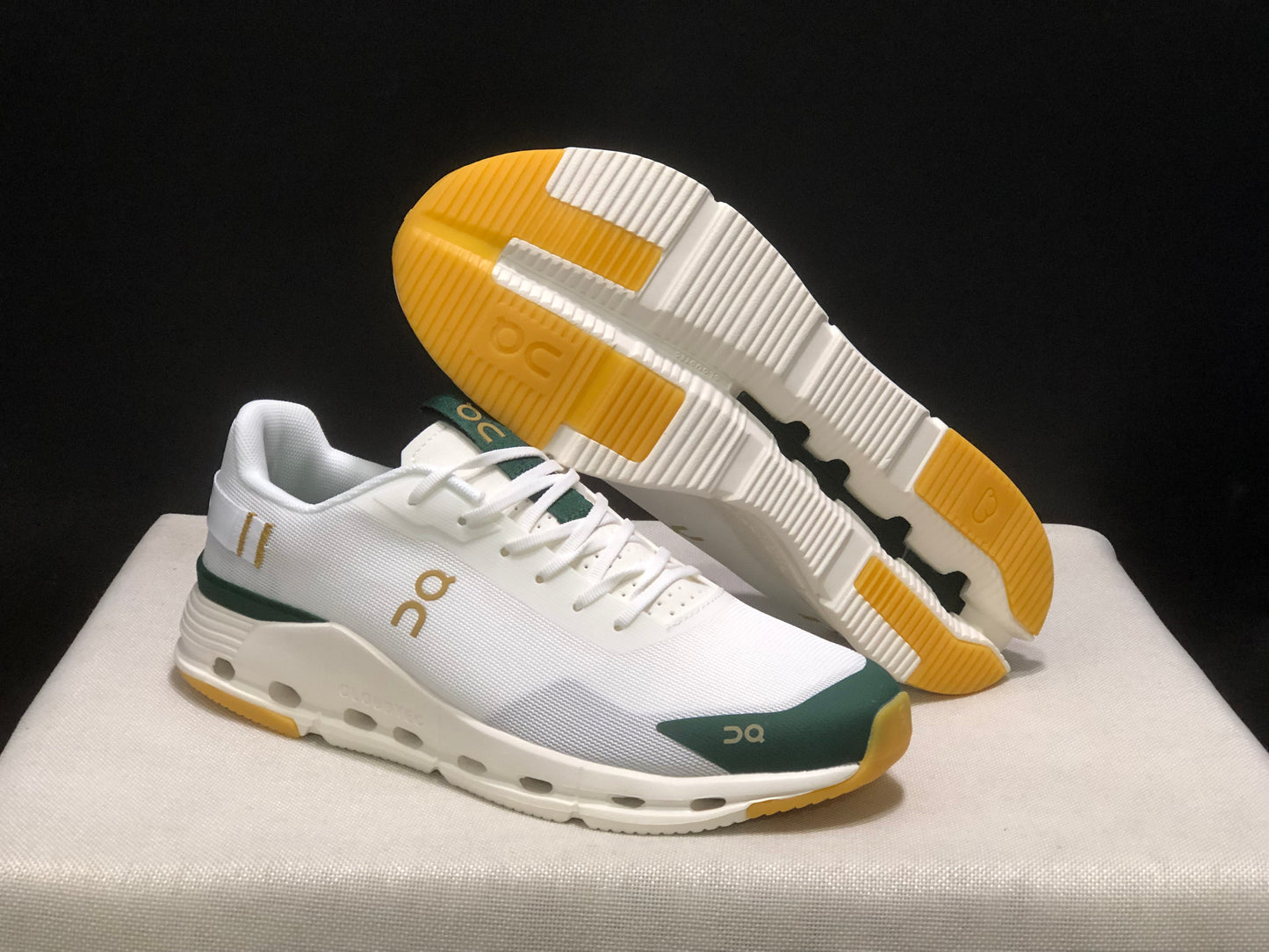 On Running Cloudnova Form 2 Fashionable Casual Running Shoes White/Green