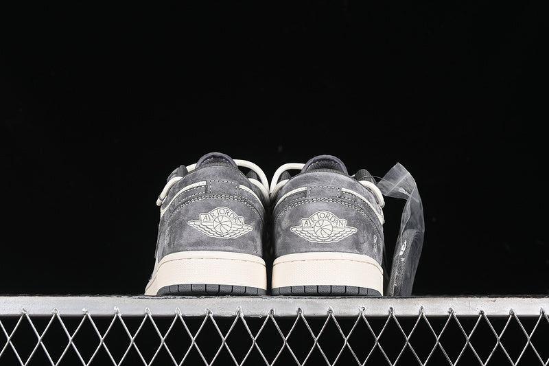 Nike Air Jordan 1 White Grey Sneakers