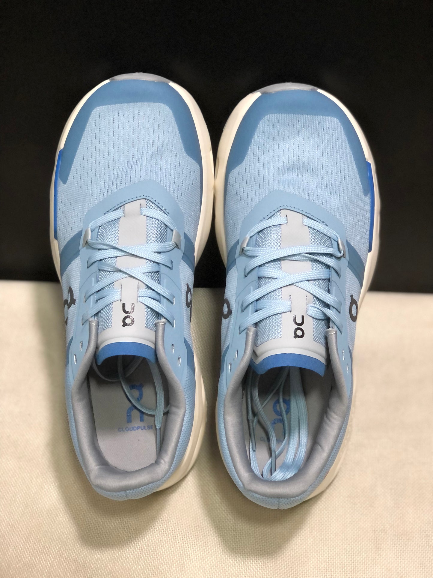 On Running Cloudpulse Comfortable Running Shoes Sky Blue/Ivory