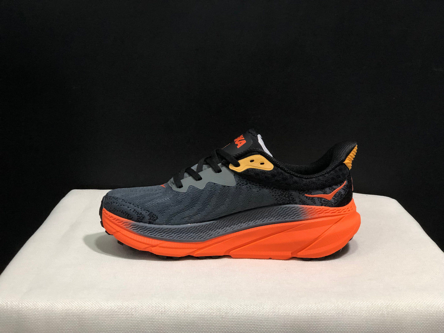 Hoka One One Challenger 7 Shock-absorbing Breathable Running Shoes Sneakers Dark Grey