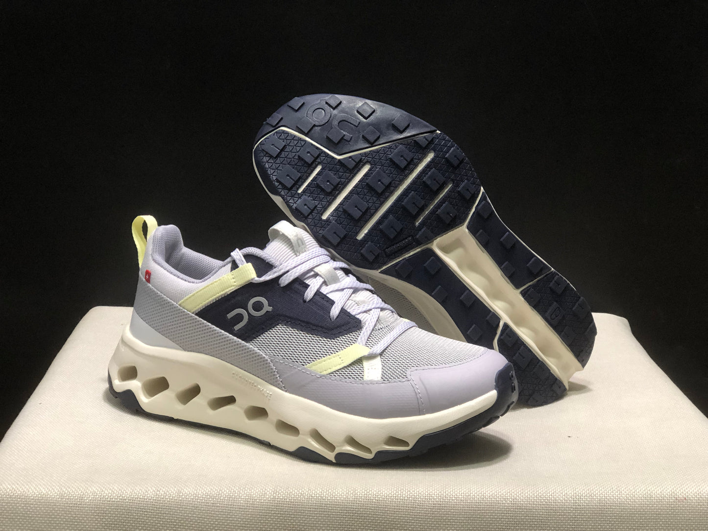 On Running Cloudhorizon Comfortable Hiking Shoes Lavender/Ivory