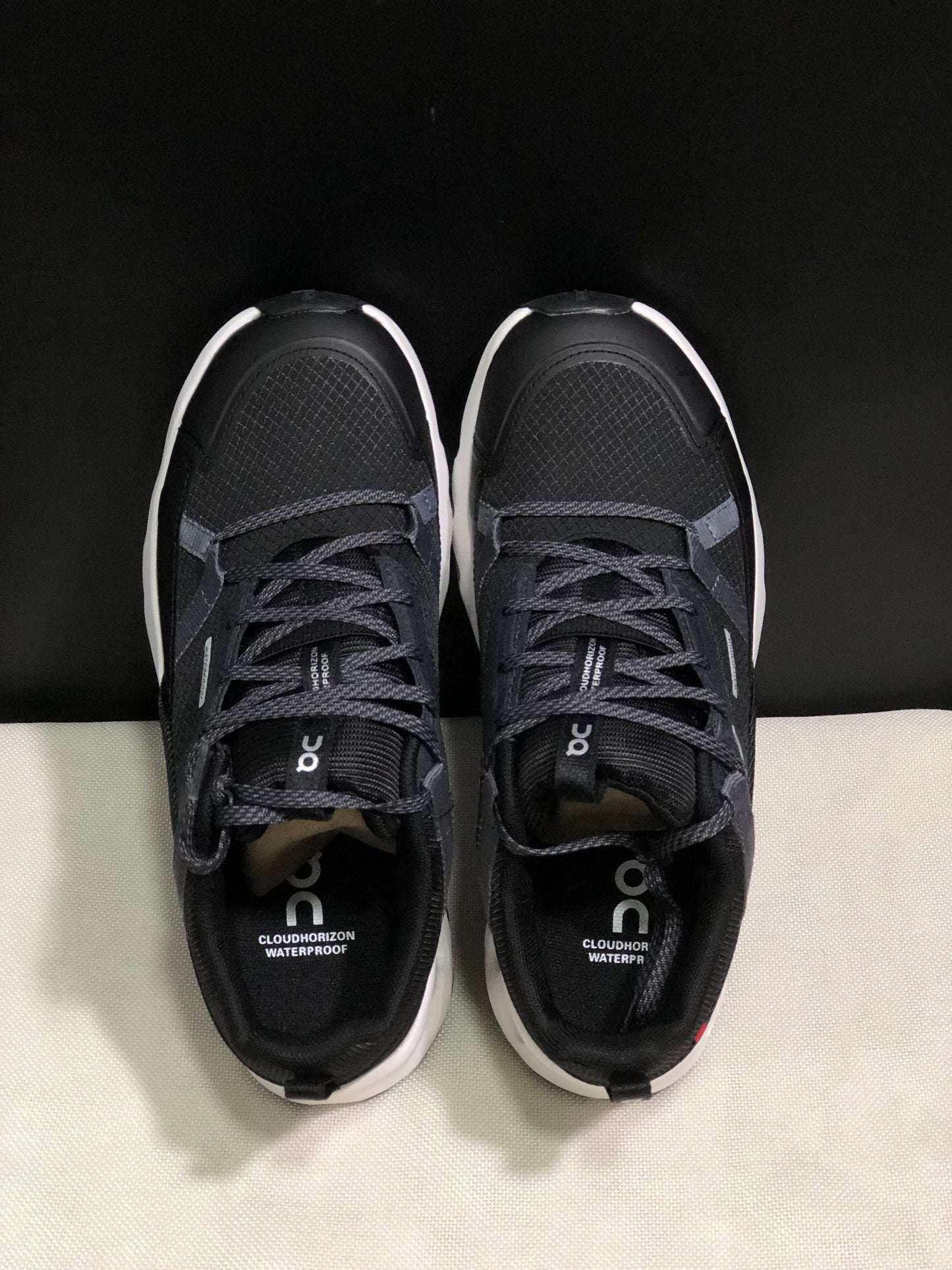 On Running Cloudhorizon Comfortable Hiking Shoes Black/White