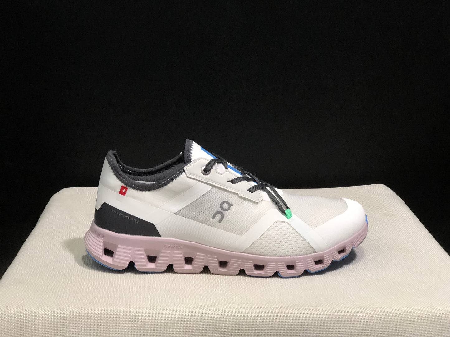 On Running Cloud X 3 AD Comfortable Wear-Resistant Training Shoes Grayish-White/Light Pink