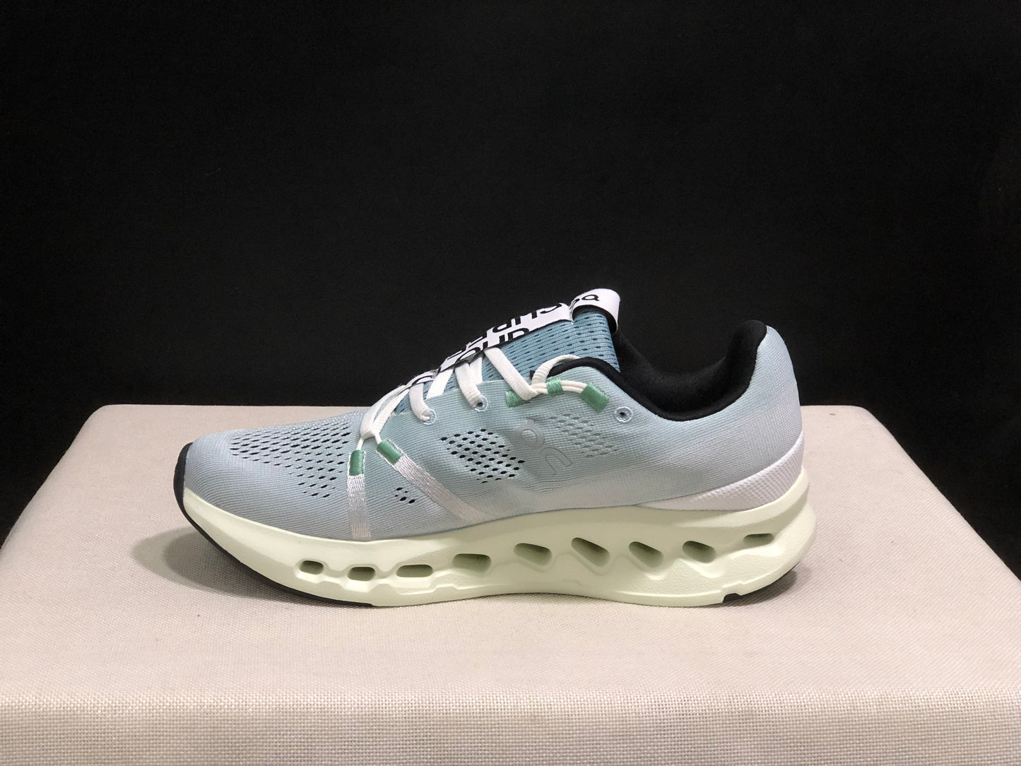On Running Cloudsurfer Training Anti-Slip Running Shoes Mineral/Aloe