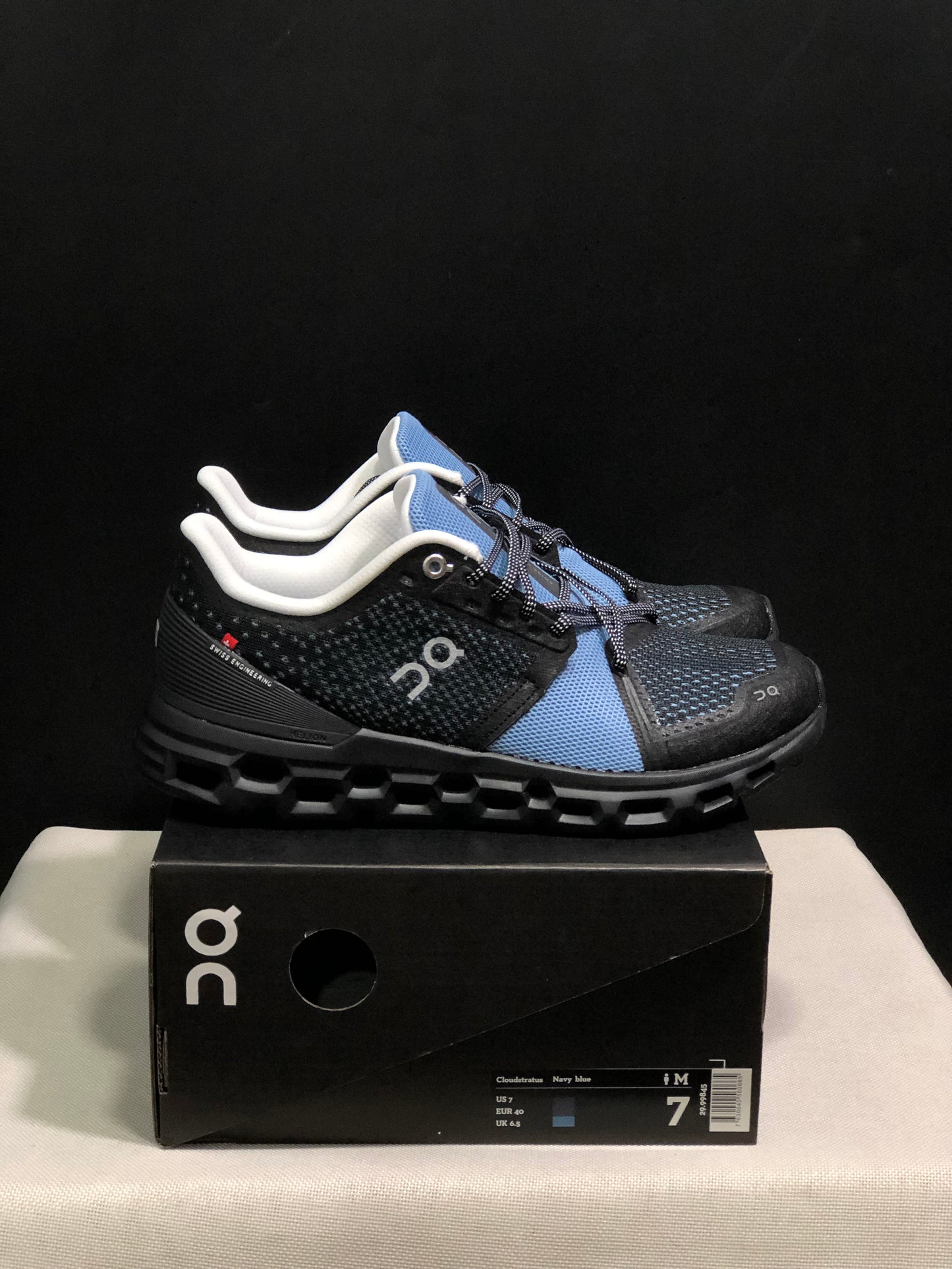 On Running Cloudstratus Shock-Absorbing And Breathable Running Shoes Black/Blue