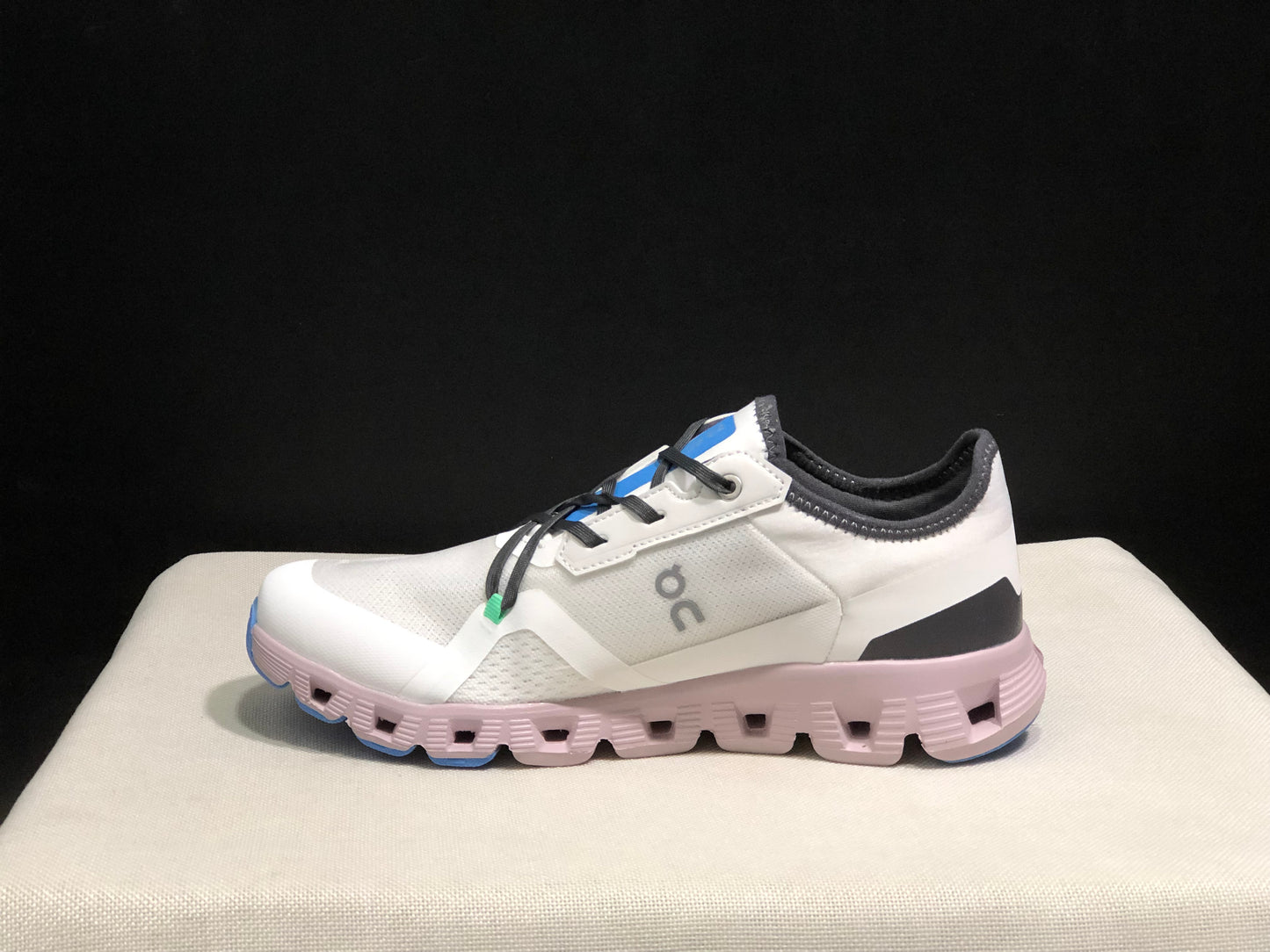 On Running Cloud X 3 AD Comfortable Wear-Resistant Training Shoes Grayish-White/Light Pink