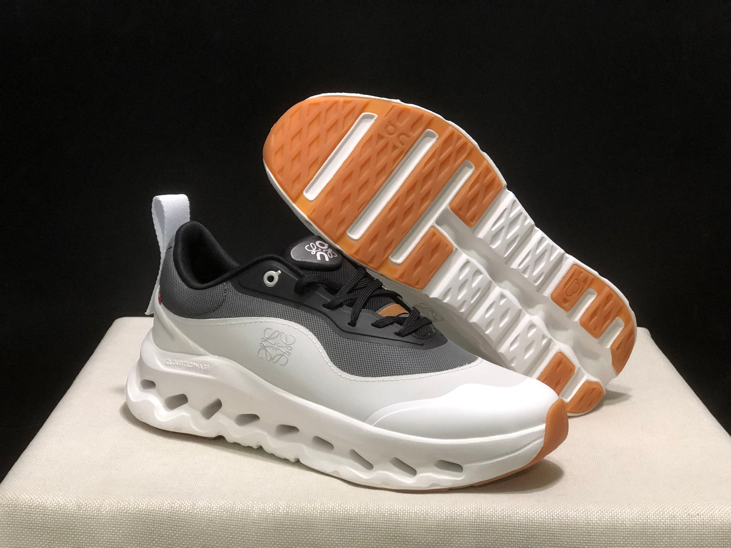LOEWE x On Running Cloudtilt 2.0 Casual Sports Shoes Black/Ivory White