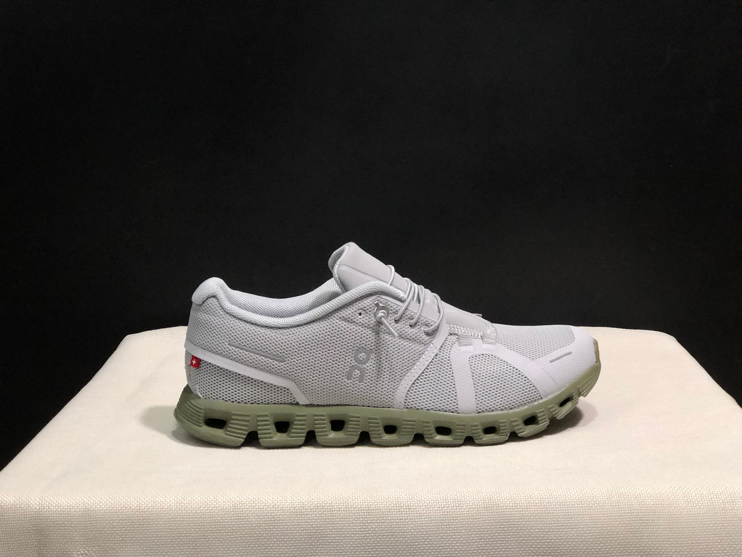 On Running Cloudstratus Breathable Support Running Shoes Light Grey/Green