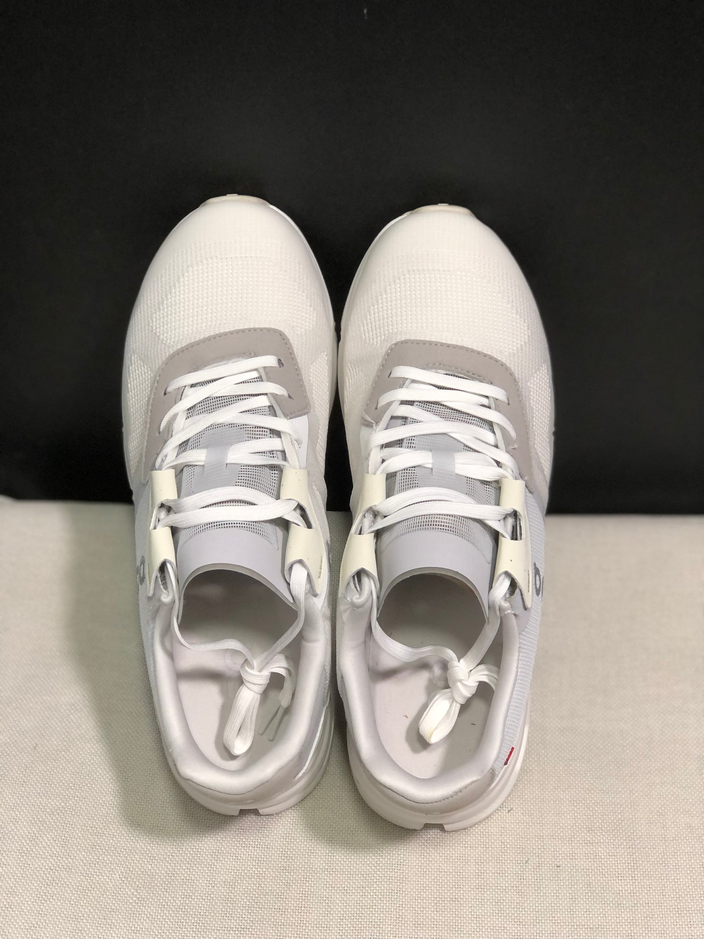 On Running Cloudrift Comfortable And Versatile Sports Casual Shoes Light Grey/Ivory White