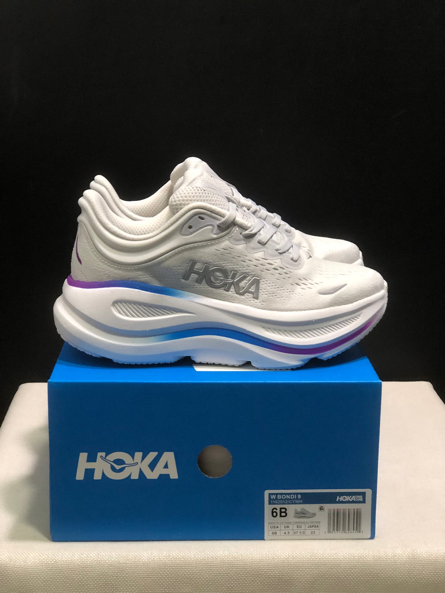 Hoka One One Bondi 9 Comfortable Low-top Running Shoes White Sneakers