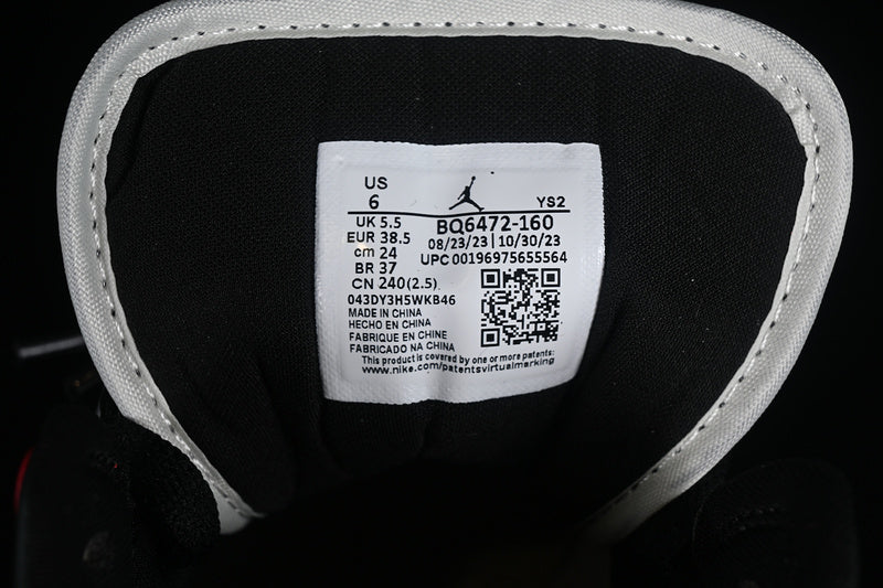 Nike Air Jordan 1 Mid Toe Sail Off Noir White Gym Red Sneakers