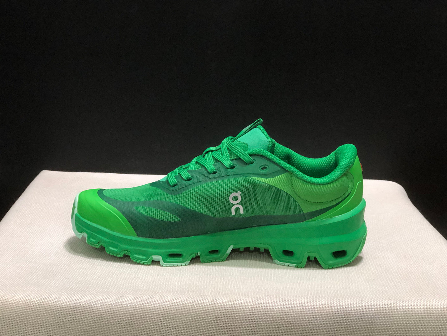 LOEWE x On Running Cloudventure 2.0 Running Shoes Co-Signed Edition Green