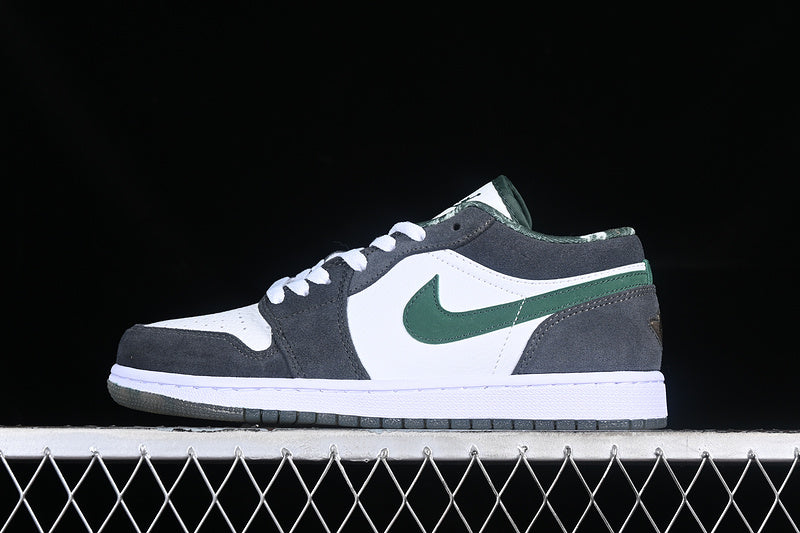 Nike Air Jordan 1 Retro Low White Grgaphite Grey Sneakers