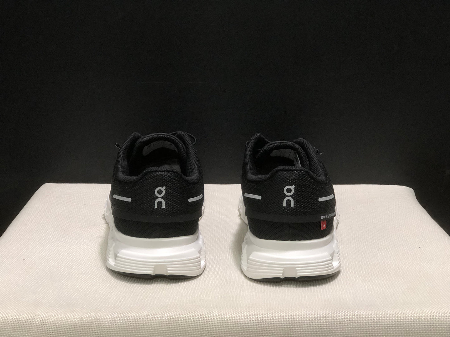 On Running Cloud 6 Black Casual Life Shoes