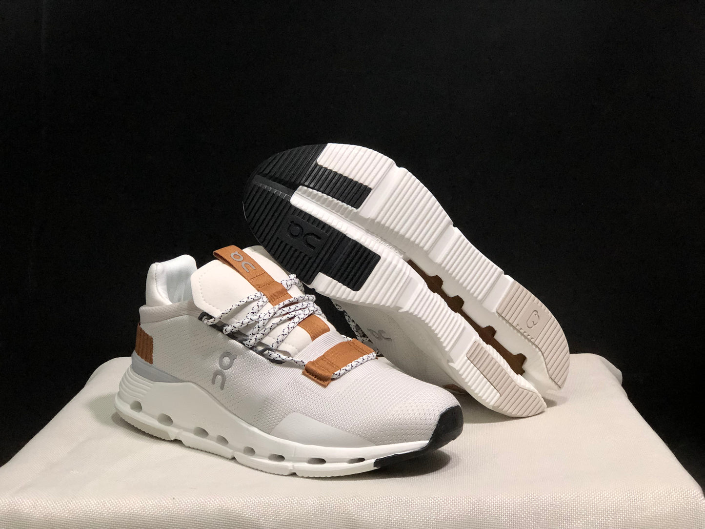 On Running Cloudnova Lightweight Sports Casual Shoes White/Pearl