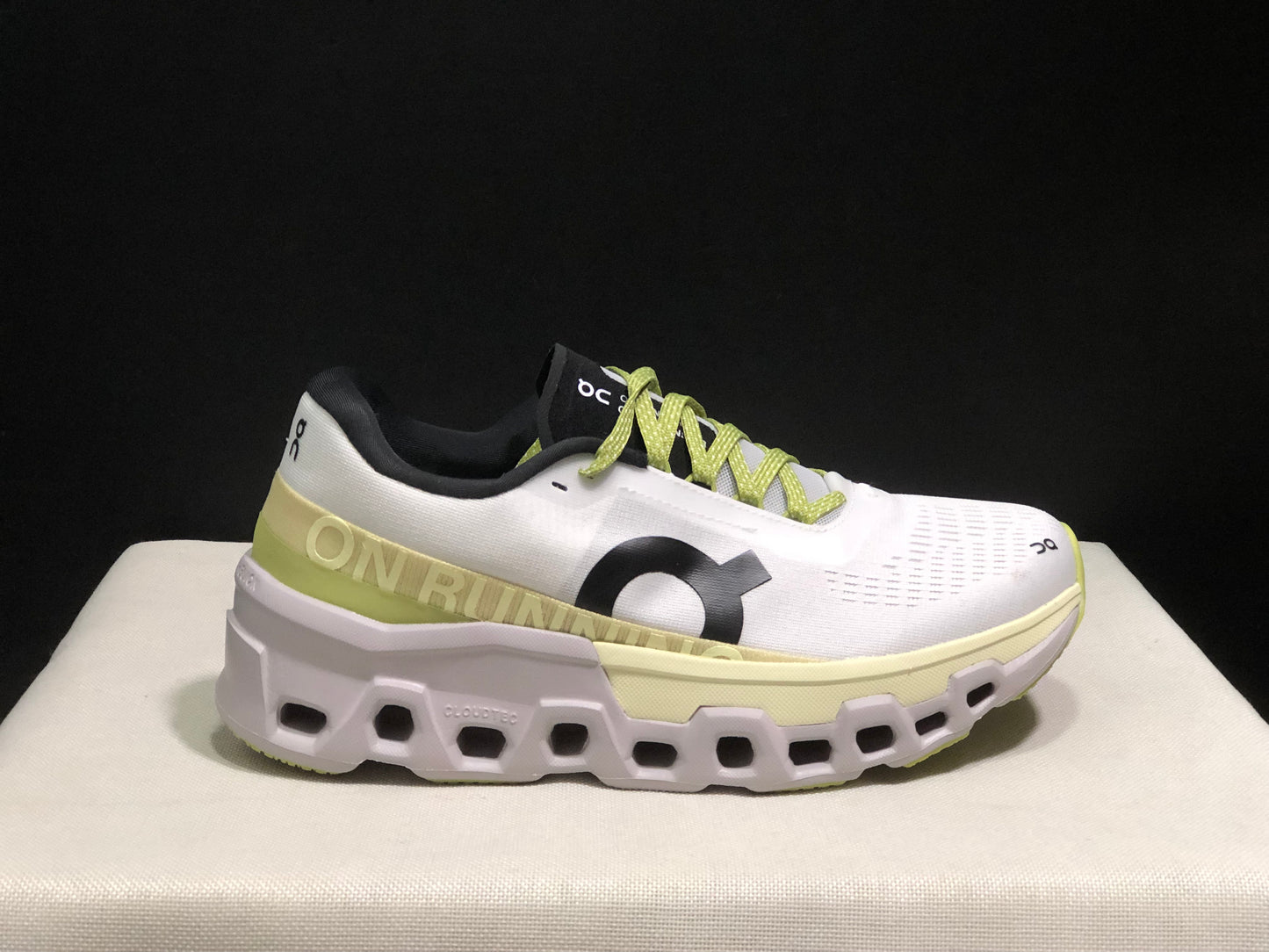On Running Cloudmonster 2 Shock-Absorbing And Breathable Running Shoes White/Lemon Green