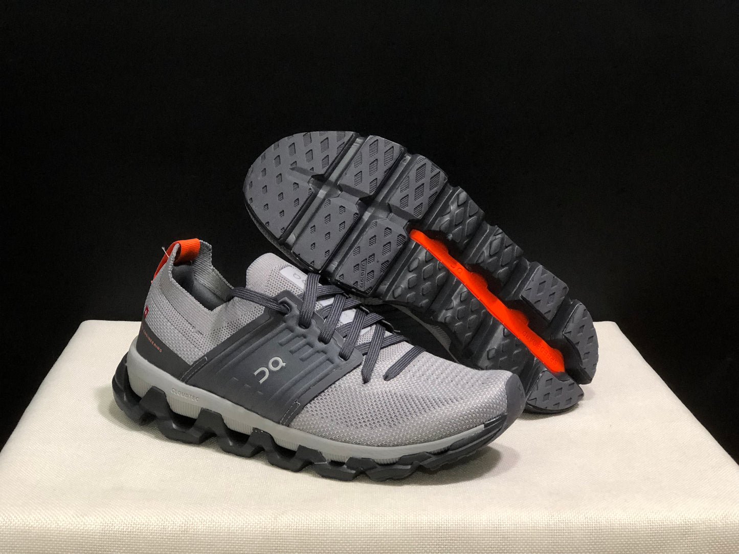 On Running Cloudswift 3 Trendy And Comfortable Running Shoes Grey