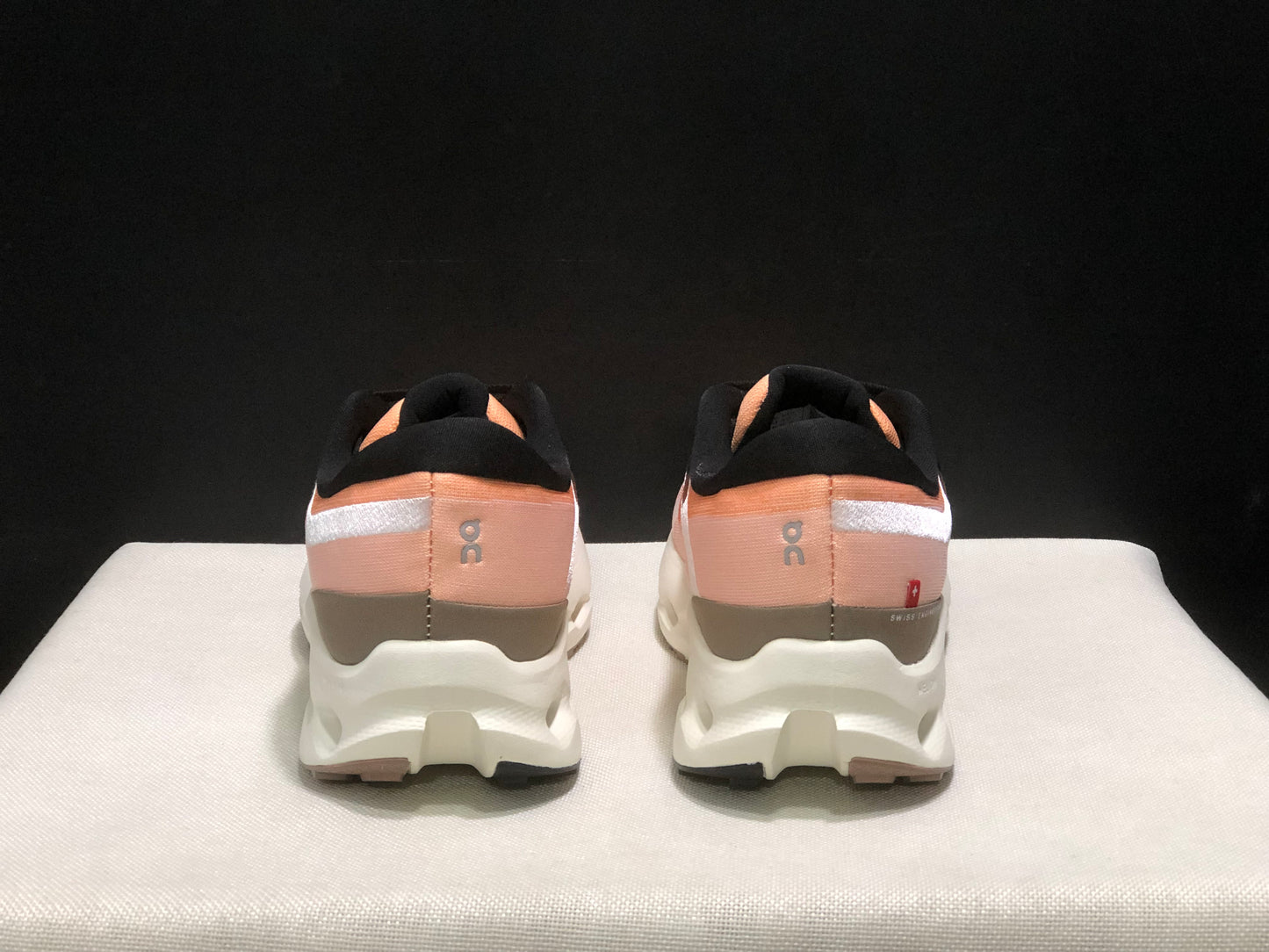 On Running Cloudsurfer 2 Casual Running Shoes Tangerine/Ivory