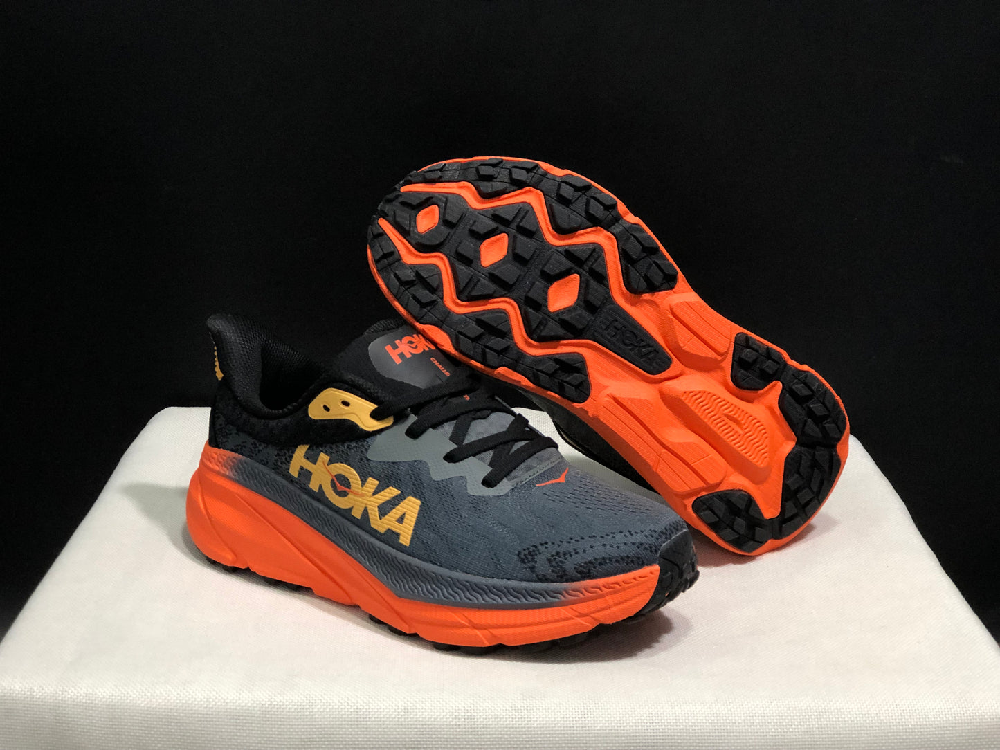 Hoka One One Challenger 7 Shock-absorbing Breathable Running Shoes Sneakers Dark Grey
