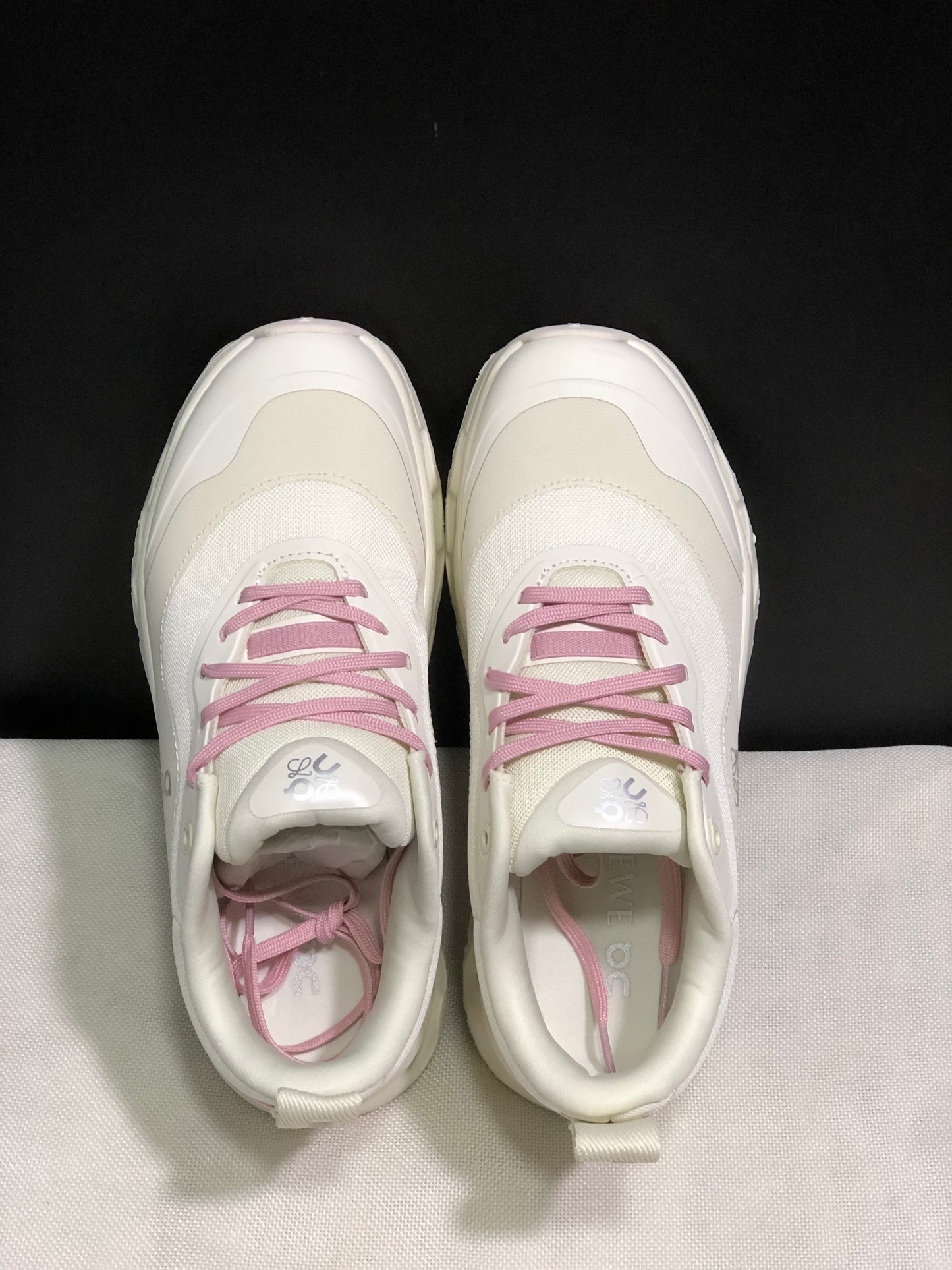 LOEWE x On Running Cloudtilt 2.0 Casual Sports Shoes Rice Yellow/Pink