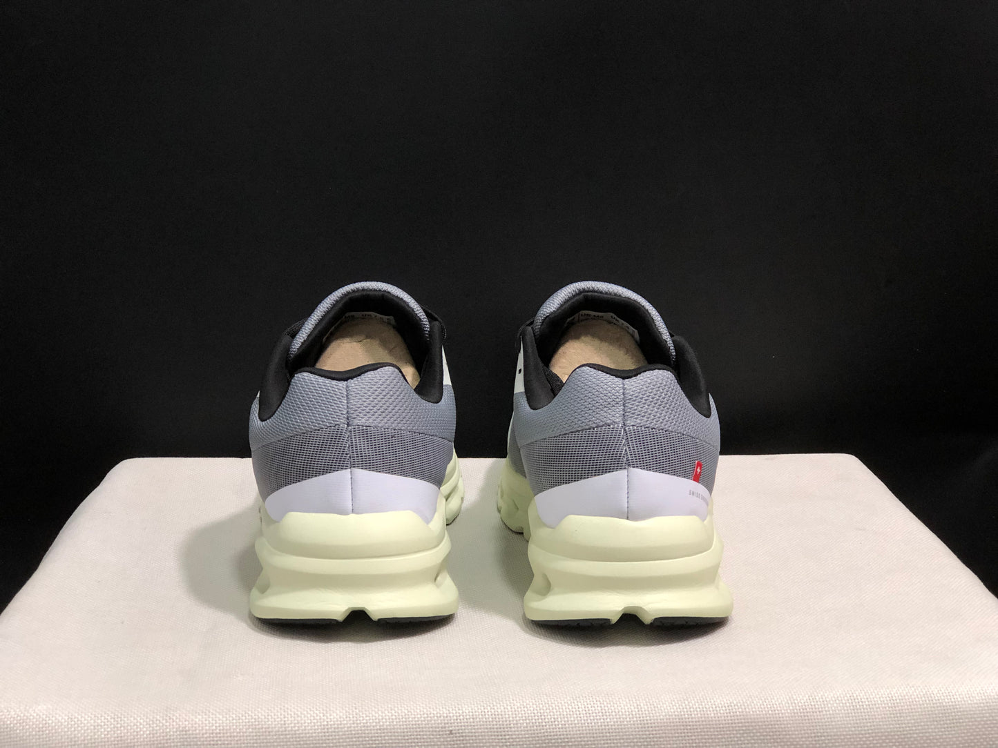 On Running Cloudrunner Anti-Slip Sports Running Shoes Frost/Aloe