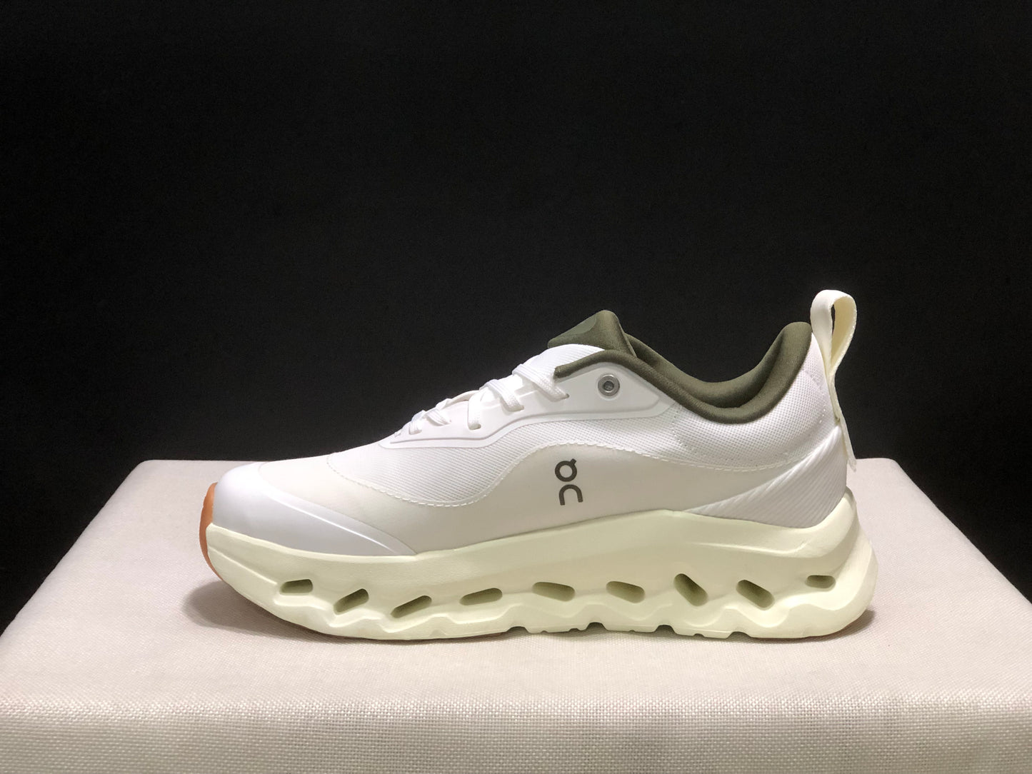 LOEWE x On Running Cloudtilt 2.0 White/Milk Green Casual Sports Shoes
