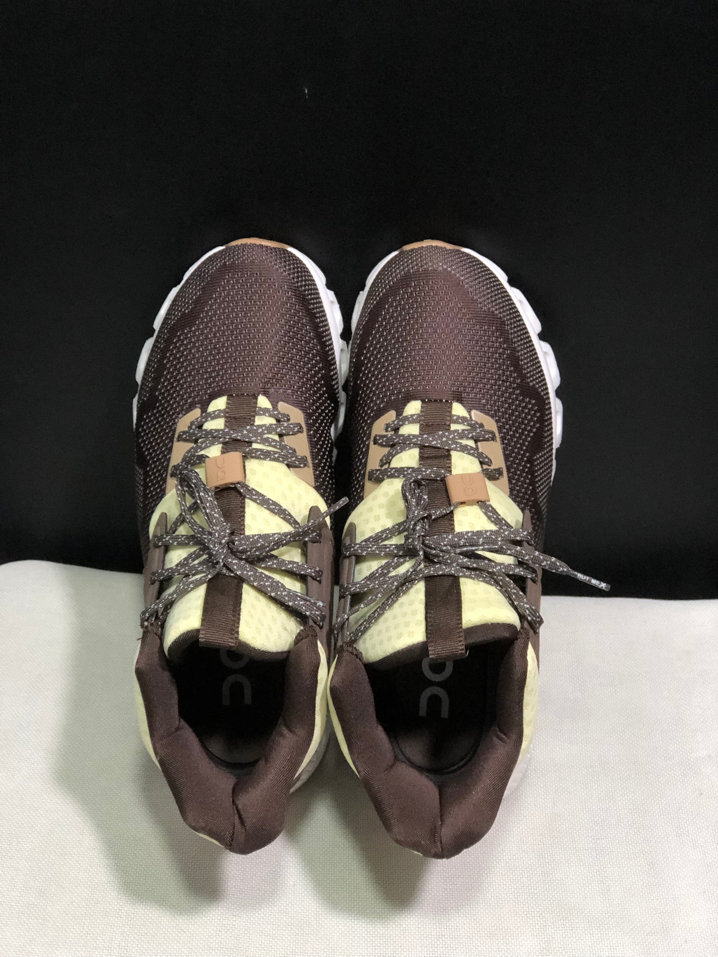 On Running Cloud Hi Edge Dark Brown Outdoor Training Running Shoes