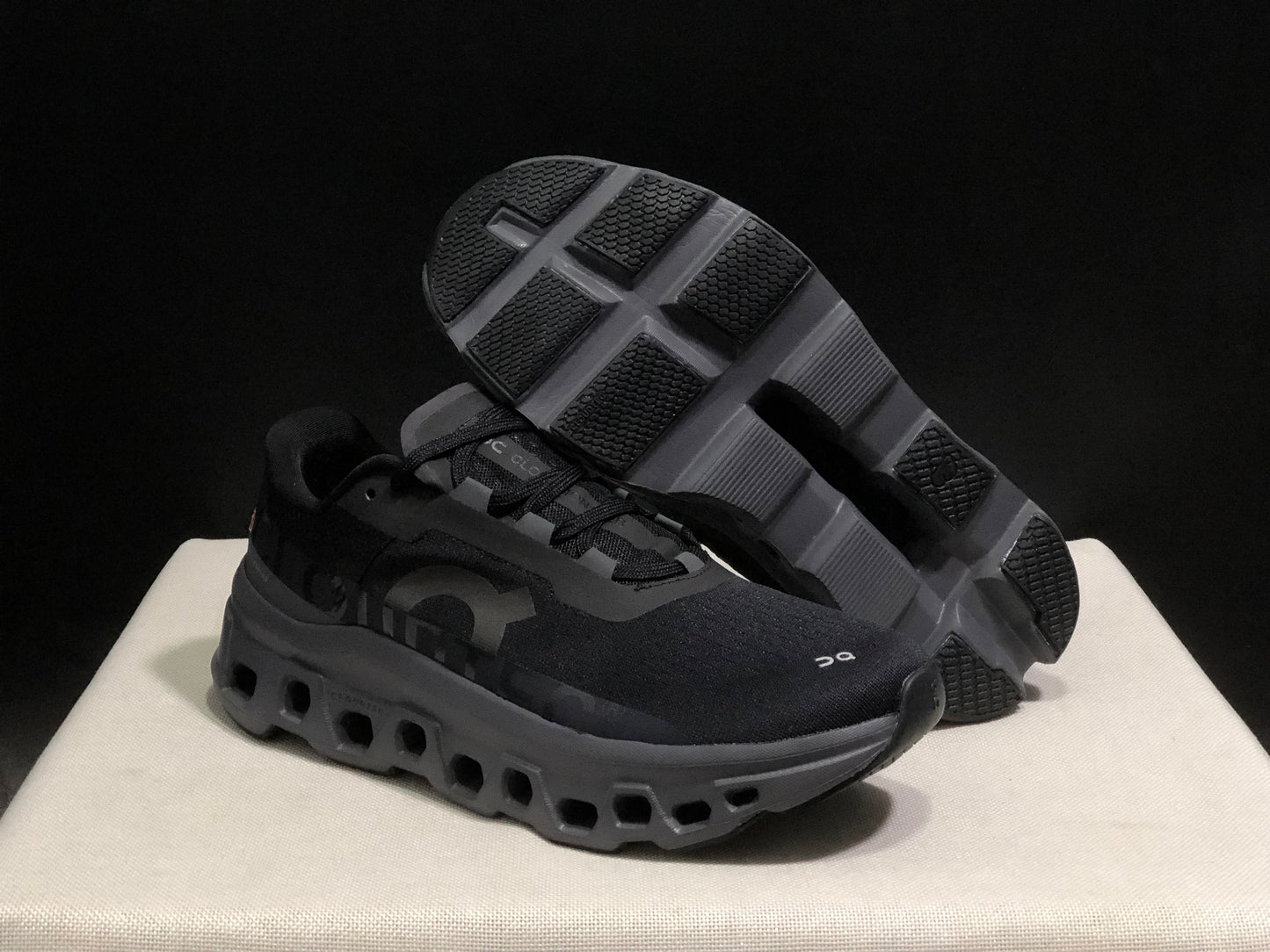 On Running Cloudmonster CNY Shock-Absorbing And Anti-Slip Sports Shoes Black