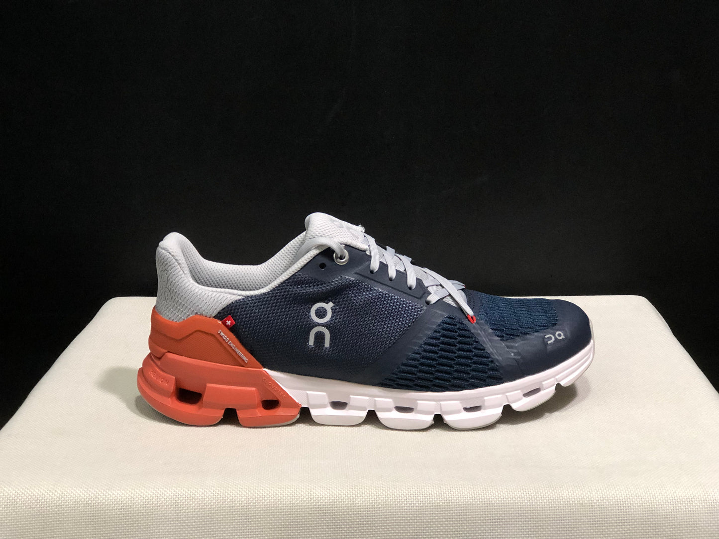 On Running Cloudflyer Shock-Absorbing Running Shoes Midnight Dark/Rust Red