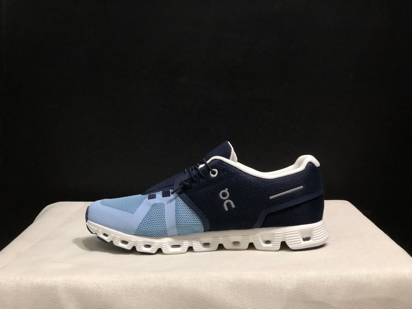 On Running Cloud 5 Lightweight Running Shoes Storm Blue