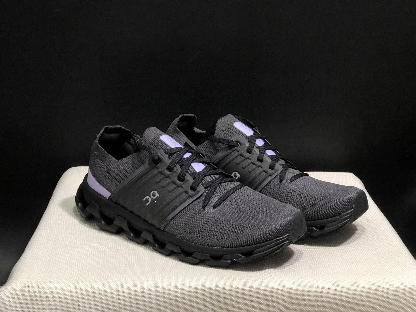 On Running Cloudswift 3 Trendy And Comfortable Running Shoes Dark Grey/Black